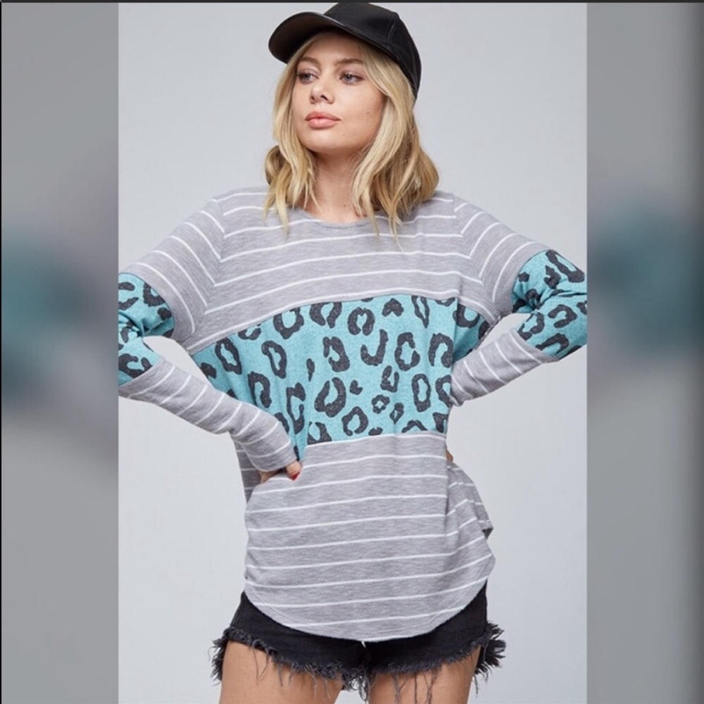 πLAST 1! So Soft Color Block Striped Leopard Top! - Picture 3 of 6